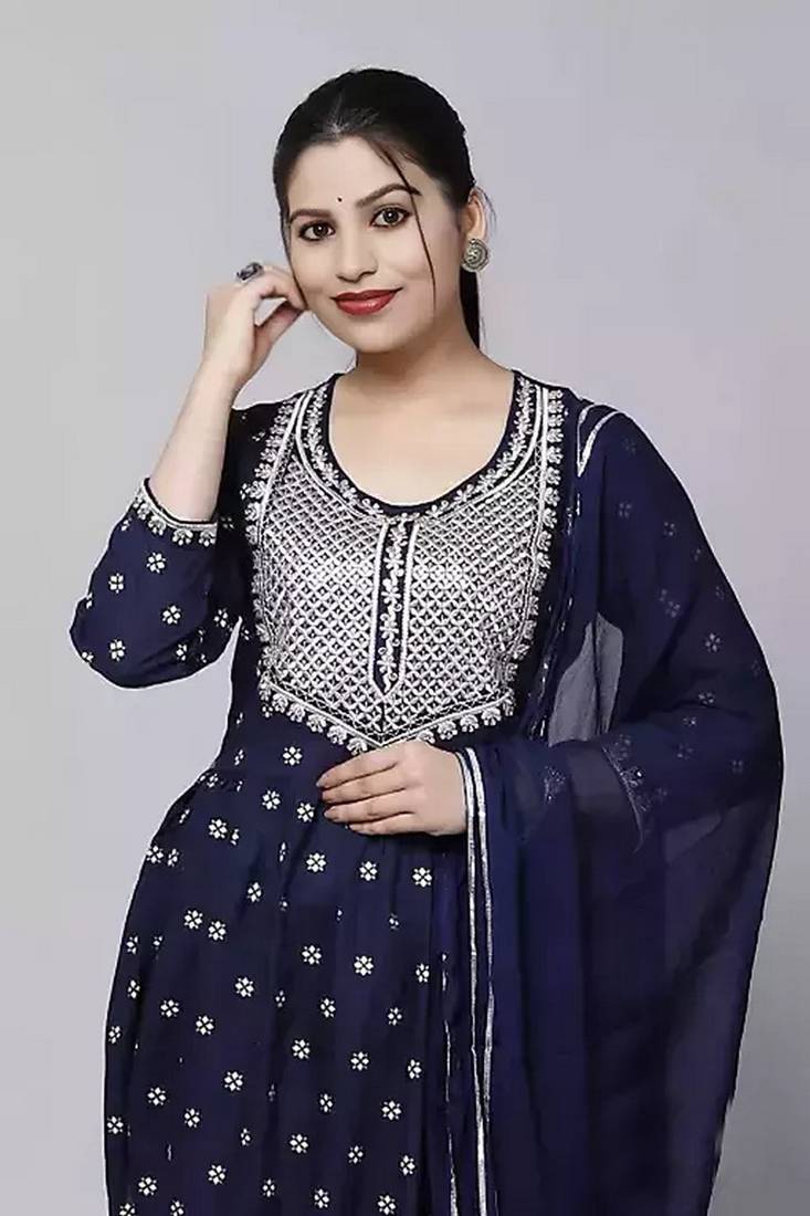 Women's Embroidery Nayra Cut Kurti With pent and Dupatta Set 