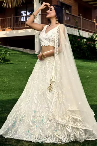 WHITE THREAD & SEQUINS EMBROIDERED WITH NET FABRIC DESIGNER WEDDING PARTY WEAR FESTIVAL SEMI STITCHED LEHENGA CHOLI