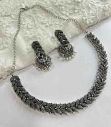 Silver plated handmade jewelry: oxidized choker necklace with matching earrings for women