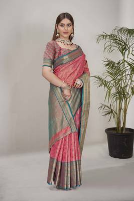 Peach kanchipuram pattu silk traditional contrast zari woven saree 1