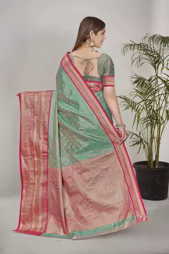 Sea green kanchipuram pattu silk traditional contrast zari woven saree