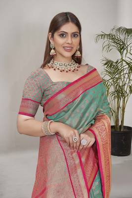 Sea green kanchipuram pattu silk traditional contrast zari woven saree 4