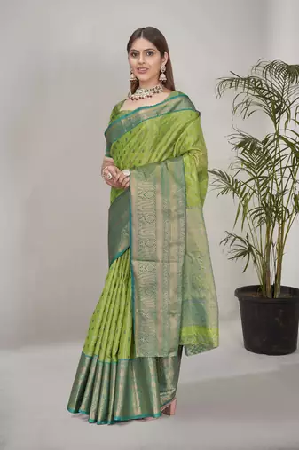 Green kanchipuram pattu silk traditional contrast zari woven saree