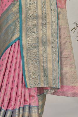Pink kanchipuram pattu silk traditional contrast zari woven saree 5