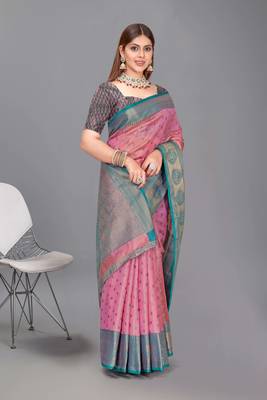 Pink kanchipuram pattu silk traditional contrast zari woven saree 2