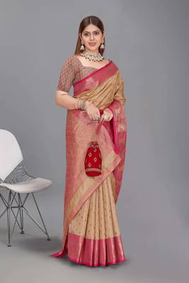 Chickoo kanchipuram pattu silk traditional contrast zari woven saree 2