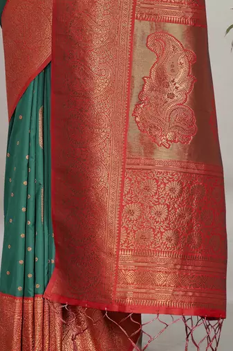Green Soft Silk Contrast Gold Zari Woven Saree