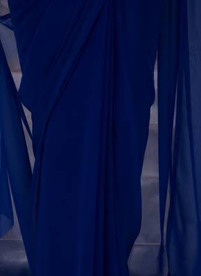 Women's navy blue plain chiffon saree with blouse 4