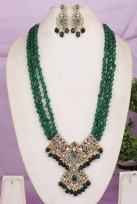 Semi precious beads with victorian pendant set 1