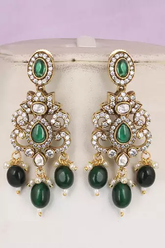Semi precious beads with victorian pendant set