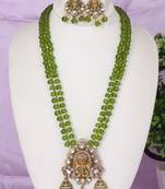 Semi precious beads with victorian pendant set