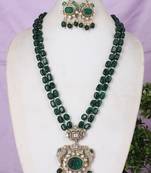 Semi precious beads with victorian pendant set