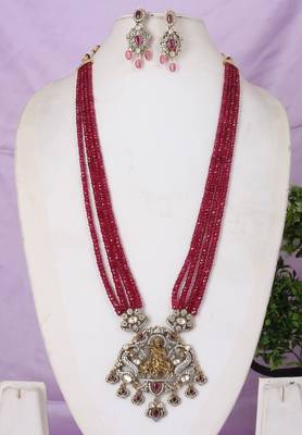 Semi precious beads with victorian pendant set 1