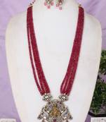 Semi precious beads with victorian pendant set