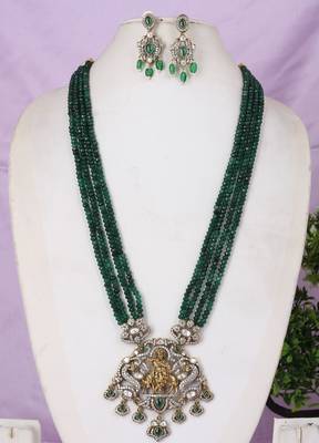 Semi precious beads with victorian pendant set 1
