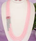 Semi precious beads with zerkon stone pendant set
