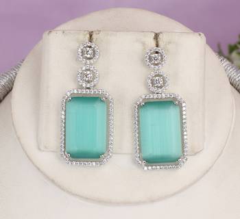 Semi precious beads with zerkon stone pendant set 2