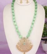 Semi precious beads with zerkon stone pendant set