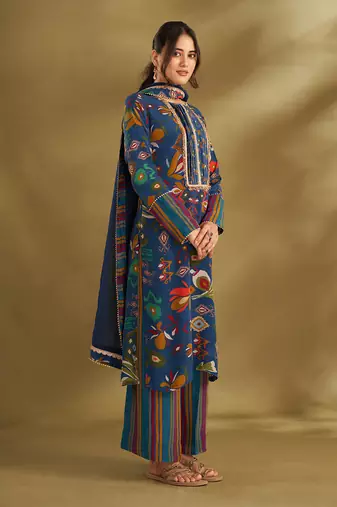 Blue viscose crepe printed kurta sets