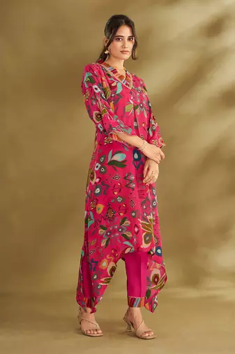 Pink viscose crepe printed kurta sets
