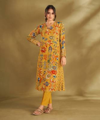 Yellow viscose crepe print a-line kurta set 3