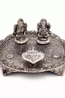White Metal Lord Laxmi Ganesh With Dia Thali Diwali Gift 317
