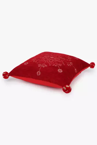 Mezposh cherry red & cream snowflake pattern polyvelvet cushion cover (16"x16")