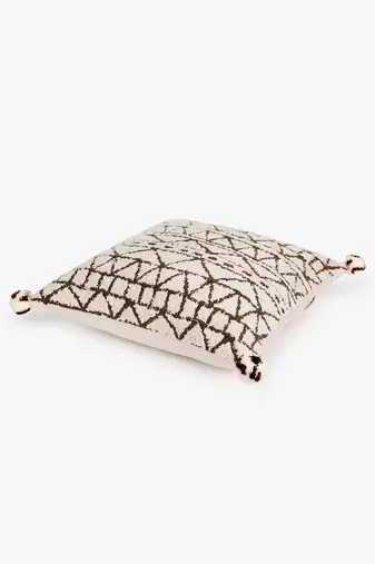 Mezposh cream & gold geometric cotton acrylic jacquard cushion cover (16"x16")