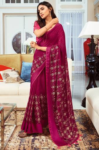 Magenta Foil Printed Chiffon Saree With Blouse Piece