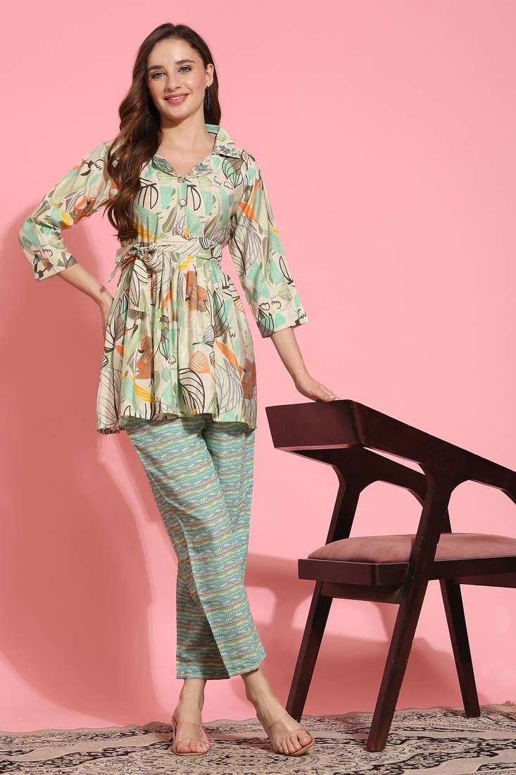 Multicolor Floral Print Silk Kurta and Pant Set main image 1