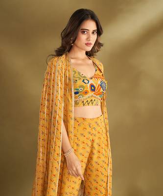 Yellow viscose crepe printed  pant sets 3