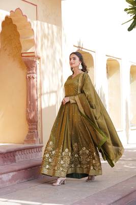 Heavy sequins work mahendi colour partywear gown with dupatta 4