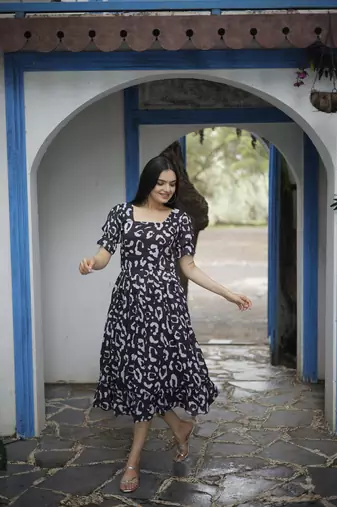 Black colour georgette smart party kurti