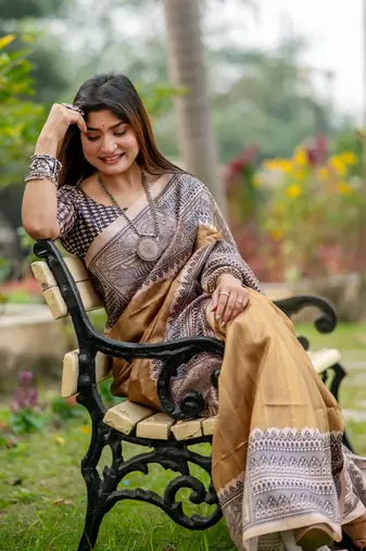 Ethnic Wear Beige tussar silk blend Zari Woven Traditional Saree