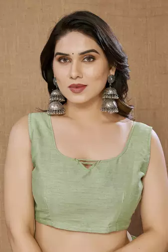Pista ly Resham Embroidered Soft Net Partywear Girlish Saree