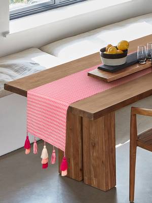 Mezposh stave fuchsia & multi chevron self design cotton acrylic table runner (6 seater) 1