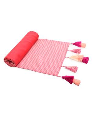 Mezposh stave fuchsia & multi chevron self design cotton acrylic table runner (6 seater) 4