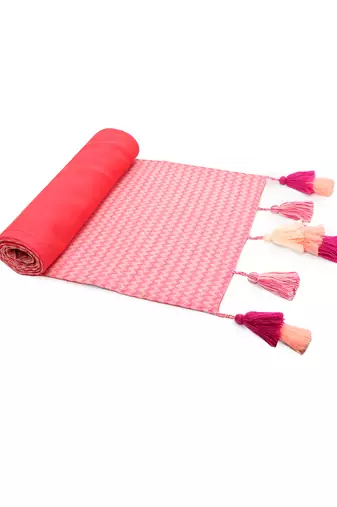 Mezposh stave fuchsia & multi chevron self design cotton acrylic table runner (6 seater)