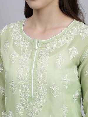 hand embroidered green terivoil cotton lucknowi chikan kurta 4