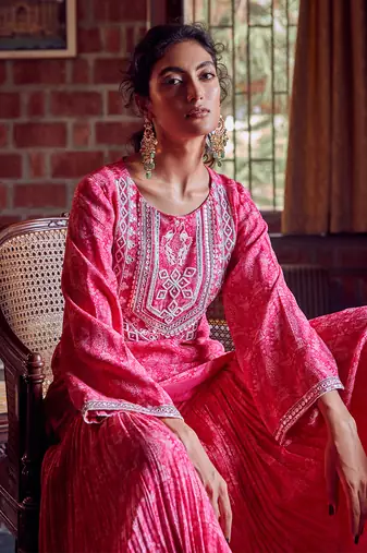 Fuchsia pink georgette gharara set