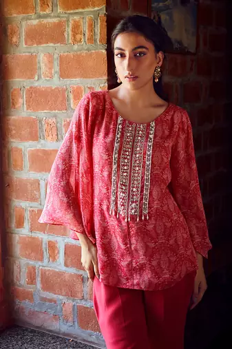 Fuchsia pink georgette embroidered co-ord set