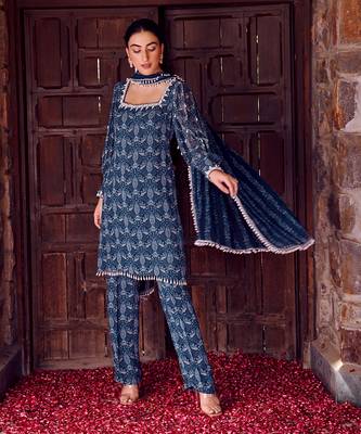 Midnight blue georgette embroidred kurta set 1