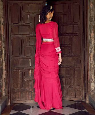 Fuchsia pink georgette ruffled draped saree set 4