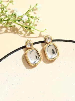 White Gold Plated Kundan Earrings 4