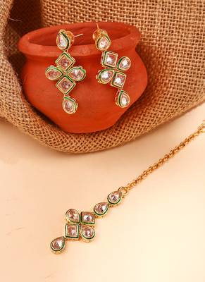 Necklace Set with Earrings and Maang Tikka in White Gold 3