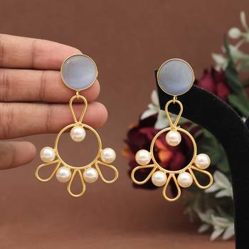 Gray color amrapali earrings 1