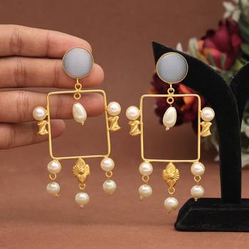 Gray color amrapali earrings 1
