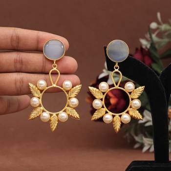 Gray color amrapali earrings 1