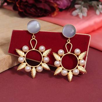 Gray color amrapali earrings 2