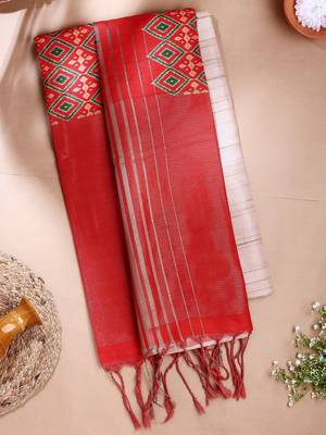 red art silk Saree with  blouse 3